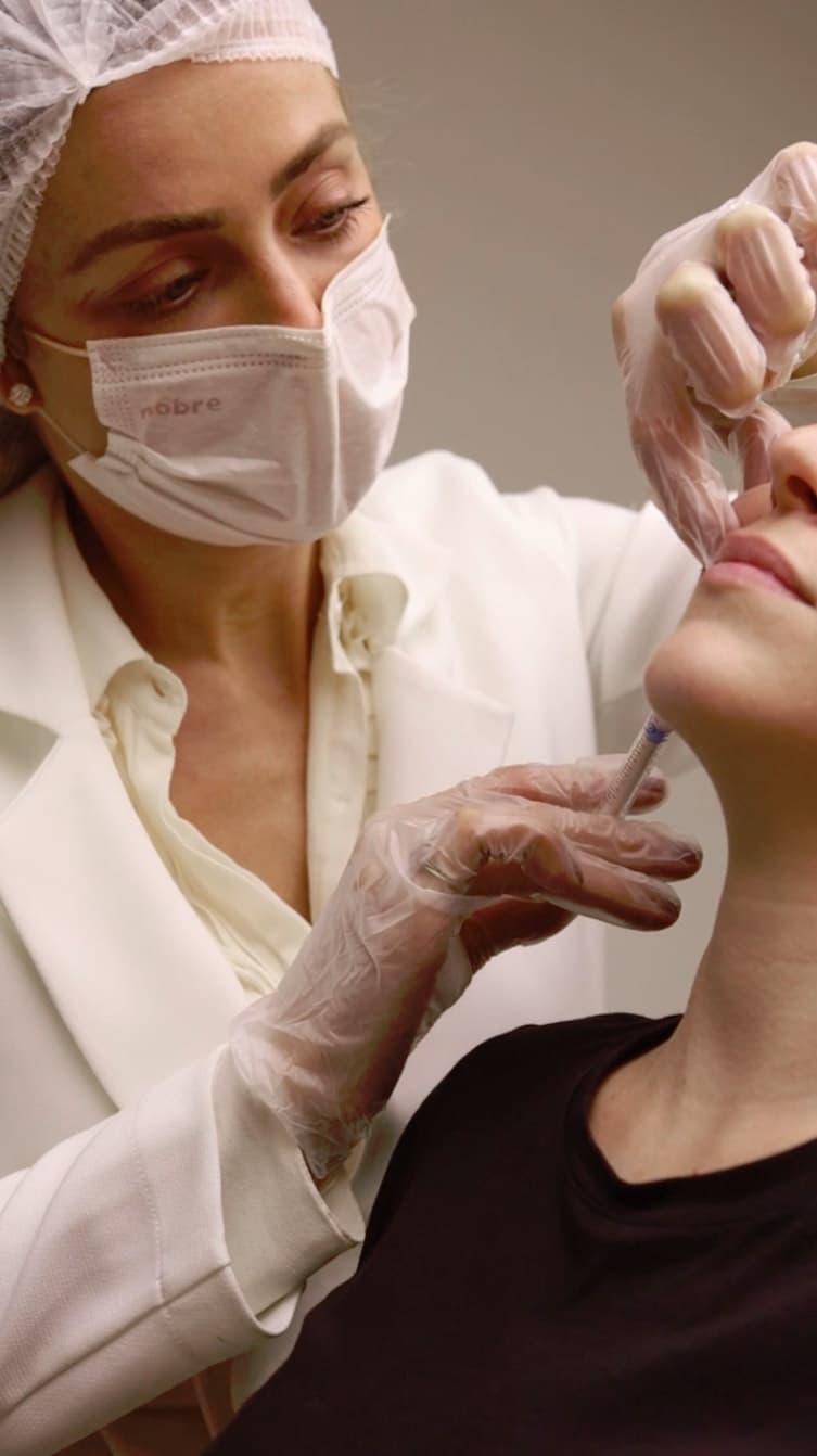 O Papel do Dermatologista no Quiet Beauty: Como Realçar a Beleza Natural
