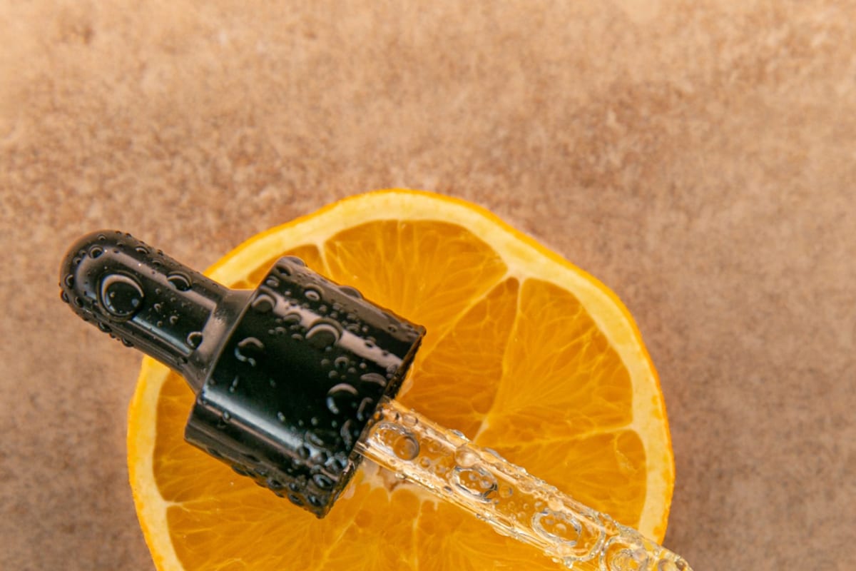 ELLE — Estes são os 4 séruns de vitamina C mais indicados pelos dermatologistas